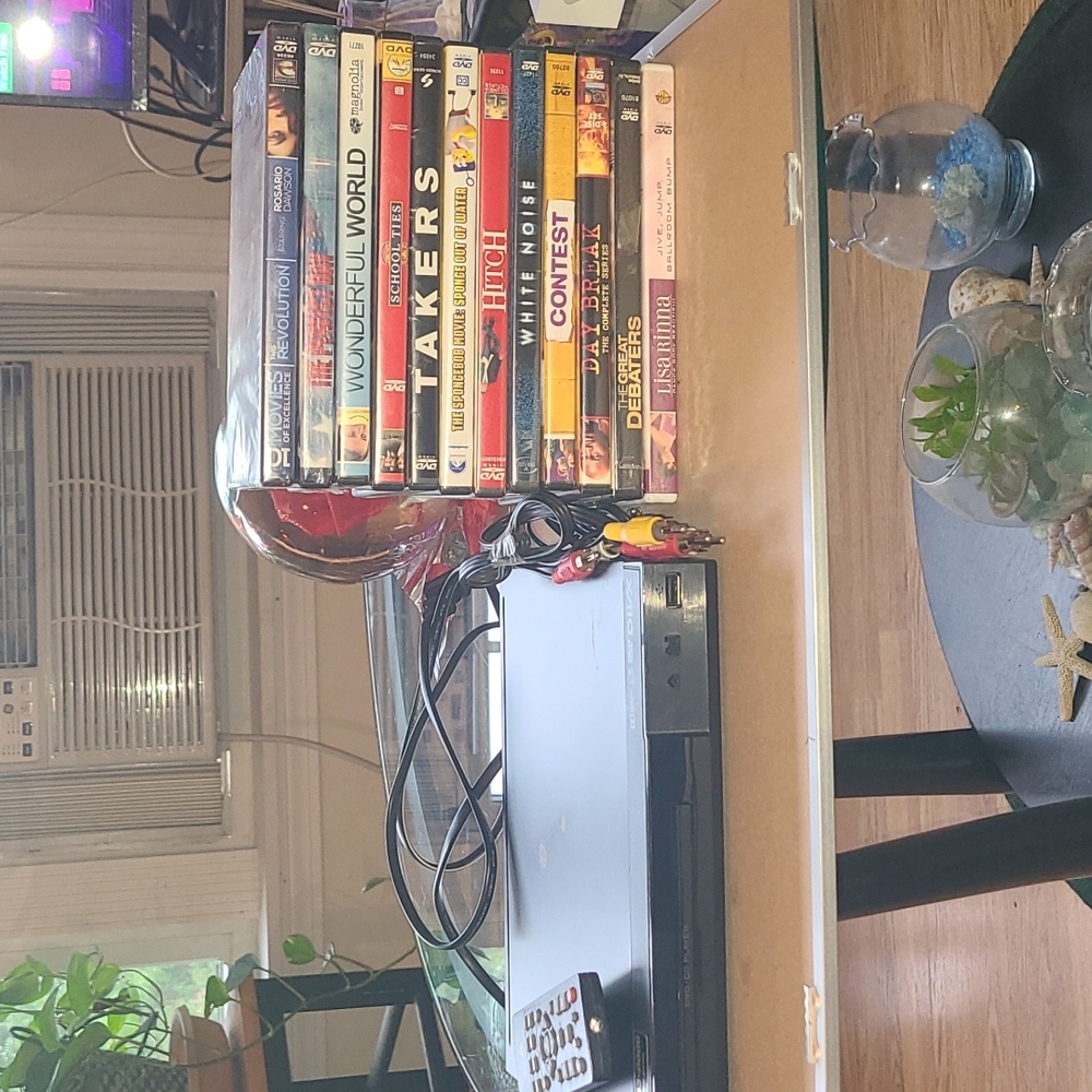 DVD Player/DVDS
